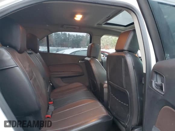 ✅ 2015 Chevrolet Equinox LT • VIN: 1GNFLGEK7FZ144077 • Lot: 92321635. Wystawiony na Copart z przebiegiem 127 373 mil. Bezpłatny archiwum sprzedaży aukcyjnych z USA i szczegółowy raport historii pojazdu na DreamBid. Zdjęcie 11.