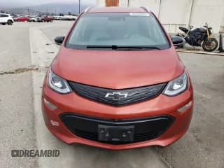 ✅ 2020 Chevrolet Bolt EV Premier • VIN: 1G1FZ6S03L4104729 • Lot: 84632864. Wystawiony na Copart z przebiegiem 115 998 mil. Bezpłatny archiwum sprzedaży aukcyjnych z USA i szczegółowy raport historii pojazdu na DreamBid. Zdjęcie 5.