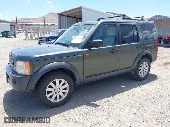 ✅ 2006 Land Rover LR3 SE • VIN: SALAE25436A396028 • Lot: 42634180. Wystawiony na IAAI z przebiegiem 151 426 mil. Bezpłatny archiwum sprzedaży aukcyjnych z USA i szczegółowy raport historii pojazdu na DreamBid. Zdjęcie 2.