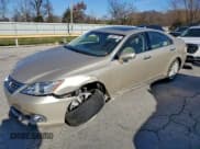 ✅ 2010 Lexus ES 330 • VIN: JTHBK1EG8A2387268 • Лот: 95967265. Опубликован ранее на Copart с пробегом 71 533 миль. Бесплатный доступ к архиву аукционных продаж из США и подробный отчёт об истории автомобиля на DreamBid. Изображение 1.