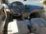 ✅ 2011 Chevrolet Aveo 1LT • VIN: KL1TD5DE7BB118145 • Lot: 57703185. Wystawiony na Copart z przebiegiem 220 102 mil. Bezpłatny archiwum sprzedaży aukcyjnych z USA i szczegółowy raport historii pojazdu na DreamBid. Zdjęcie 8.