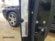 ✅ 2009 Dodge Challenger SE • VIN: 2B3LJ44V19H630305 • Lot: 85427874. Wystawiony na Copart z przebiegiem 203 512 mil. Bezpłatny archiwum sprzedaży aukcyjnych z USA i szczegółowy raport historii pojazdu na DreamBid. Zdjęcie 12.