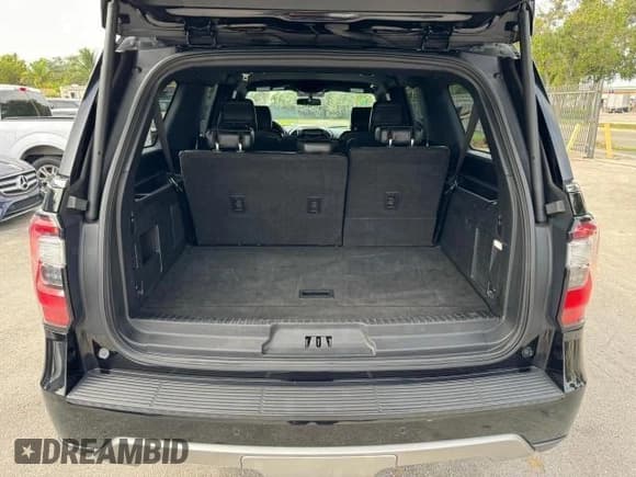 ✅ 2019 Ford Expedition Max Limited • VIN: 1FMJK1KT9KEA42633 • Лот: 87493494. Опубликован ранее на Copart с пробегом 98 210 миль. Бесплатный доступ к архиву аукционных продаж из США и подробный отчёт об истории автомобиля на DreamBid. Изображение 12.