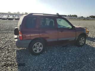 2003 Chevrolet Tracker с VIN 2CNBE13C536922017, выставлен на аукционе Copart как лот 68314315 с пробегом 101 887 миль миль и Списание • Salvage title. История ставок и продаж доступна на DreamBid. Изображение 3.