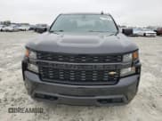 ✅ 2020 Chevrolet Silverado 1500 Custom • VIN: 3GCPWBEF4LG207593 • Lot: 71186824. Wystawiony na Copart z przebiegiem 47 853 mil. Bezpłatny archiwum sprzedaży aukcyjnych z USA i szczegółowy raport historii pojazdu na DreamBid. Zdjęcie 5.