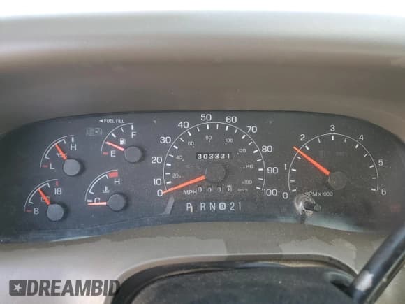 ✅ 2000 Ford F-250 XL • VIN: 1FTNX21S0YED56024 • Lot: 42188235. Listed on Copart with 303,331 mi. Free auction sales archive from the USA and detailed vehicle history report at DreamBid. Image 9.