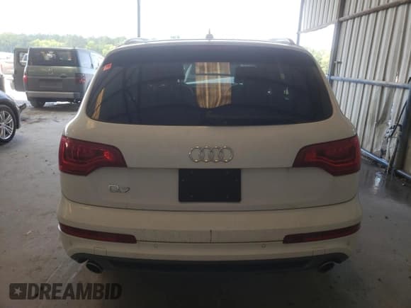 ✅ 2011 Audi Q7 S line • VIN: WA1DGAFE0BD005582 • Lot: 61204163. Wystawiony na Copart z przebiegiem Nie podano. Bezpłatny archiwum sprzedaży aukcyjnych z USA i szczegółowy raport historii pojazdu na DreamBid. Zdjęcie 6.