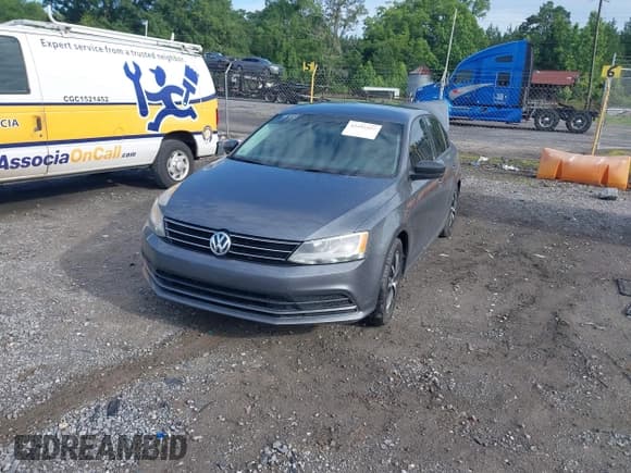 ✅ 2016 Volkswagen Jetta SE • VIN: 3VWD67AJ5GM267249 • Lot: 42491557. Listed on IAAI with 143,513 mi. Free auction sales archive from the USA and detailed vehicle history report at DreamBid. Image 2.