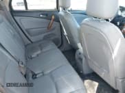 ✅ 2006 Saturn VUE • VIN: 5GZCZ63466S875860 • Lot: 41437393. Wystawiony na IAAI z przebiegiem 225 010 mil. Bezpłatny archiwum sprzedaży aukcyjnych z USA i szczegółowy raport historii pojazdu na DreamBid. Zdjęcie 8.