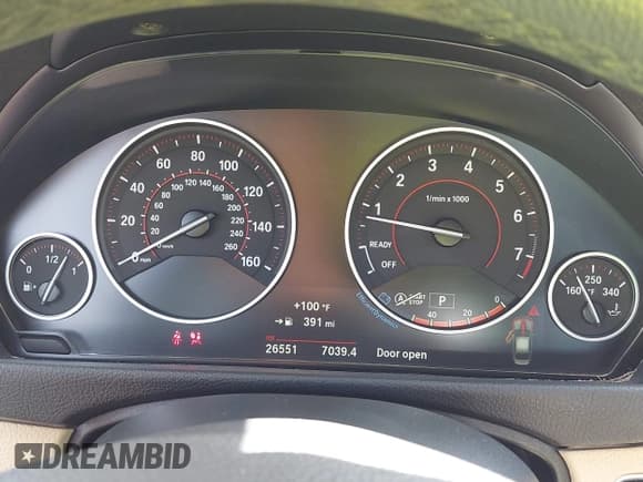 ✅ 2018 BMW 3 Series 330i • VIN: WBA8B9C54JEE82761 • Lot: 42775458. Listed on IAAI with 26,551 mi. Free auction sales archive from the USA and detailed vehicle history report at DreamBid. Image 7.