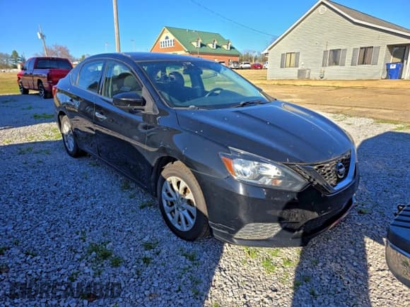 ✅ 2019 Nissan Sentra S • VIN: 3N1AB7AP7KY338218 • Lot: 94979555. Wystawiony na Copart z przebiegiem 157 849 mil. Bezpłatny archiwum sprzedaży aukcyjnych z USA i szczegółowy raport historii pojazdu na DreamBid. Zdjęcie 1.