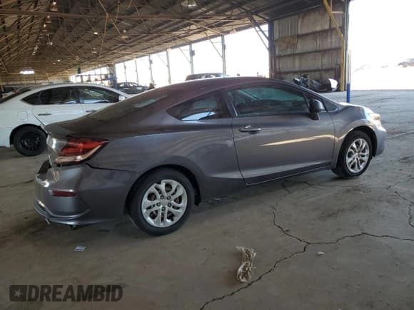 ✅ 2015 Honda Civic LX • VIN: 2HGFG3B58FH504110 • Lot: 84630645. Listed on Copart with 121,518 mi. Free auction sales archive from the USA and detailed vehicle history report at DreamBid. Image 3.