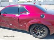 ✅ 2020 Dodge Challenger SRT Hellcat Widebody • VIN: 2C3CDZC98LH117507 • Lot: 42474496. Wystawiony na IAAI z przebiegiem 27 566 mil. Bezpłatny archiwum sprzedaży aukcyjnych z USA i szczegółowy raport historii pojazdu na DreamBid. Zdjęcie 12.