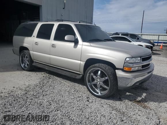 ✅ 2004 Chevrolet Suburban LT • VIN: 1GNEC16T44R312125 • Лот: 52427875. Опубликован ранее на Copart с пробегом 188 143 миль. Бесплатный доступ к архиву аукционных продаж из США и подробный отчёт об истории автомобиля на DreamBid. Изображение 4.