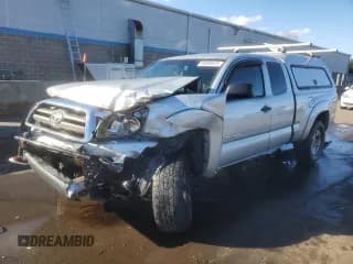 ✅ 2009 Toyota Tacoma • VIN: 5TEUU42N29Z667901 • Лот: 90308875. Опубликован ранее на Copart с пробегом 327 450 миль. Бесплатный доступ к архиву аукционных продаж из США и подробный отчёт об истории автомобиля на DreamBid. Изображение 1.