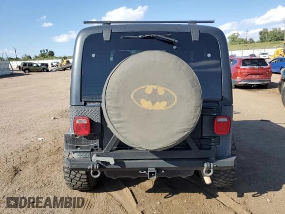 ✅ 2004 Jeep Wrangler Rubicon • VIN: 1J4FA69S74P737413 • Lot: 83940895. Wystawiony na Copart z przebiegiem 241 929 mil. Bezpłatny archiwum sprzedaży aukcyjnych z USA i szczegółowy raport historii pojazdu na DreamBid. Zdjęcie 6.