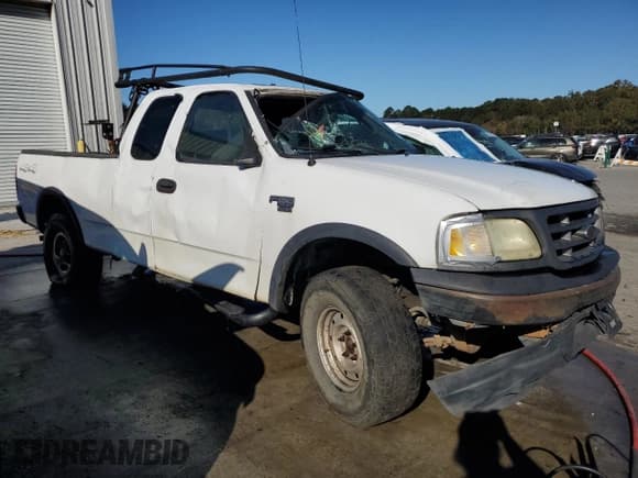 ✅ 2003 Ford F-150 XL • VIN: 1FTRX18L53NB27258 • Lot: 92501855. Listed on Copart with Not provided. Free auction sales archive from the USA and detailed vehicle history report at DreamBid. Image 4.