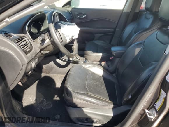 ✅ 2019 Jeep Compass Limited • VIN: 3C4NJDCB9KT673625 • Lot: 44463275. Listed on Copart with 85,139 mi. Free auction sales archive from the USA and detailed vehicle history report at DreamBid. Image 7.