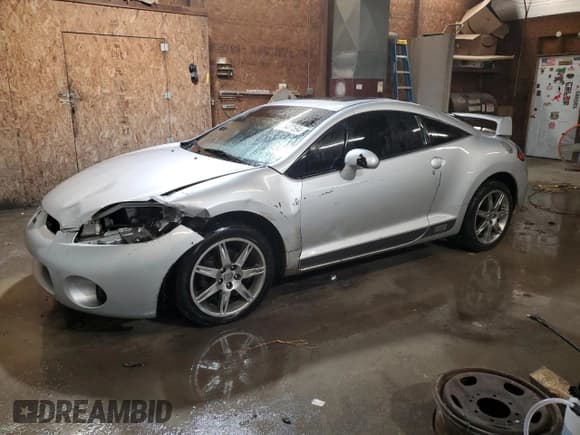 ✅ 2008 Mitsubishi Eclipse GS • VIN: 4A3AK64FX8E032921 • Lot: 81477594. Wystawiony na Copart z przebiegiem 103 833 mil. Bezpłatny archiwum sprzedaży aukcyjnych z USA i szczegółowy raport historii pojazdu na DreamBid. Zdjęcie 1.