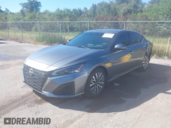 ✅ 2023 Nissan Altima SV • VIN: 1N4BL4DV1PN309640 • Lot: 43561149. Listed on IAAI with 66,943 mi. Free auction sales archive from the USA and detailed vehicle history report at DreamBid. Image 2.