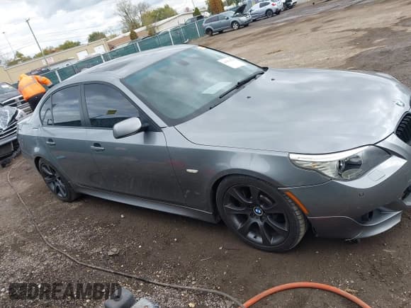 ✅ 2008 BMW 5 Series 535i • VIN: WBANW13588CN56503 • Lot: 43513526. Wystawiony na IAAI z przebiegiem 175 424 mil. Bezpłatny archiwum sprzedaży aukcyjnych z USA i szczegółowy raport historii pojazdu na DreamBid. Zdjęcie 13.