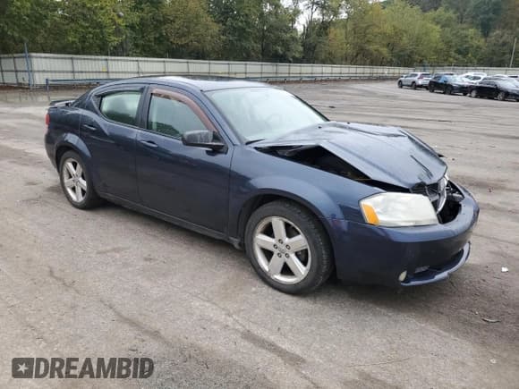 ✅ 2008 Dodge Avenger SXT • VIN: 1B3LC56R08N571396 • Лот: 73374244. Опубликован ранее на Copart с пробегом 102 368 миль. Бесплатный доступ к архиву аукционных продаж из США и подробный отчёт об истории автомобиля на DreamBid. Изображение 4.