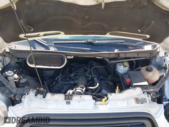 ✅ 2017 Ford Transit • VIN: 1FTYR2CG4HKB18811 • Lot: 41995838. Listed on IAAI with 122,122 mi. Free auction sales archive from the USA and detailed vehicle history report at DreamBid. Image 10.