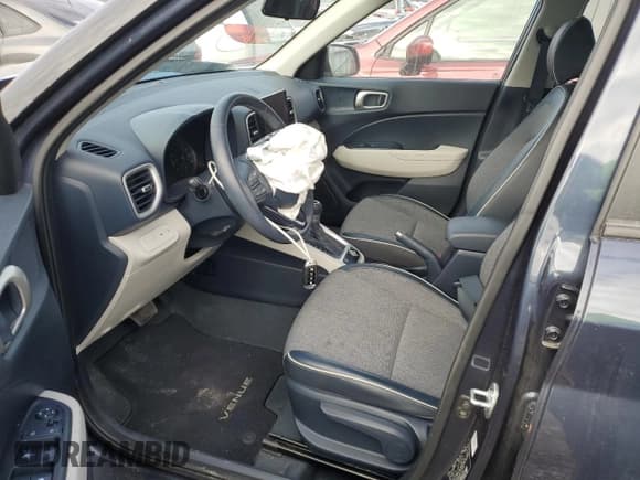 ✅ 2021 Hyundai Venue SEL • VIN: KMHRC8A32MU115859 • Lot: 83641254. Listed on Copart with 31,048 mi. Free auction sales archive from the USA and detailed vehicle history report at DreamBid. Image 7.