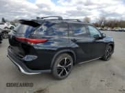 ✅ 2022 Toyota Highlander XSE • VIN: 5TDLZRBHXNS257536 • Lot: 92845985. Listed on Copart with 45,412 mi. Free auction sales archive from the USA and detailed vehicle history report at DreamBid. Image 3.