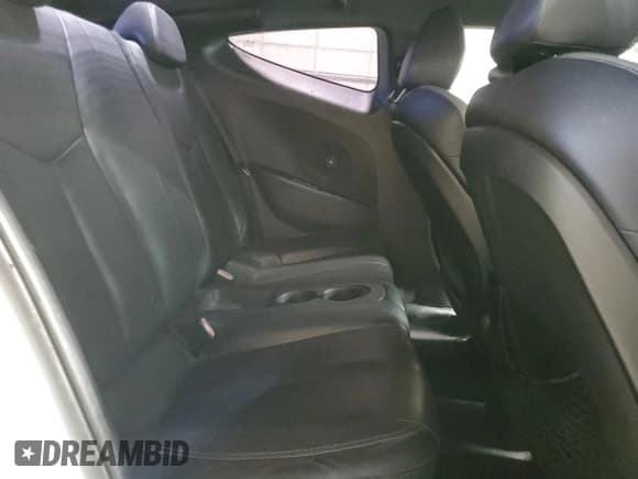 ✅ 2016 Hyundai Veloster Turbo Rally Edition • VIN: KMHTC6AE6GU263576 • Lot: 45291455. Wystawiony na Copart z przebiegiem 118 231 mil. Bezpłatny archiwum sprzedaży aukcyjnych z USA i szczegółowy raport historii pojazdu na DreamBid. Zdjęcie 10.