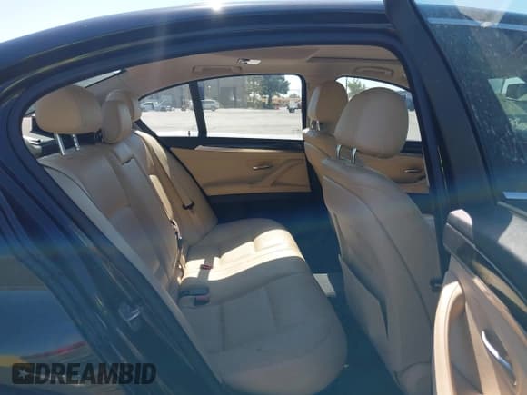 ✅ 2016 BMW 5 Series 528i • VIN: WBA5A5C51GG352543 • Lot: 43266801. Listed on IAAI with 132,494 mi. Free auction sales archive from the USA and detailed vehicle history report at DreamBid. Image 8.