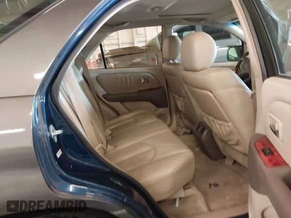 ✅ 2003 Lexus RX 300 • VIN: JTJHF10U330310087 • Lot: 43391070. Wystawiony na IAAI z przebiegiem 167 140 mil. Bezpłatny archiwum sprzedaży aukcyjnych z USA i szczegółowy raport historii pojazdu na DreamBid. Zdjęcie 8.