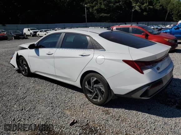 ✅ 2025 Hyundai Elantra Limited • VIN: KMHLN4DJ9SU142511 • Лот: 84456155. Опубликован ранее на Copart с пробегом 2 714 миль. Бесплатный доступ к архиву аукционных продаж из США и подробный отчёт об истории автомобиля на DreamBid. Изображение 2.