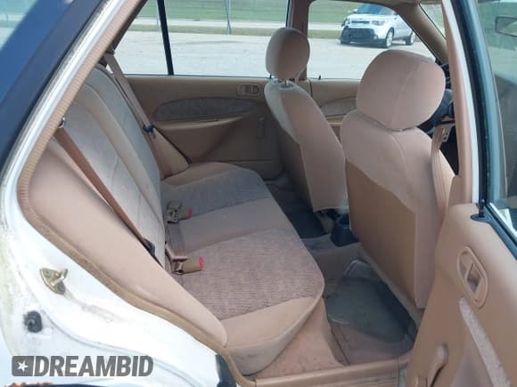 ✅ 1997 Ford Escort • VIN: 1FALP15P2VW111826 • Lot: 42695919. Listed on IAAI with 80,911 mi. Free auction sales archive from the USA and detailed vehicle history report at DreamBid. Image 8.