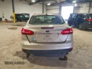 ✅ 2017 Ford Focus SE • VIN: 1FADP3F27HL315367 • Lot: 93522605. Listed on Copart with 52,927 mi. Free auction sales archive from the USA and detailed vehicle history report at DreamBid. Image 6.