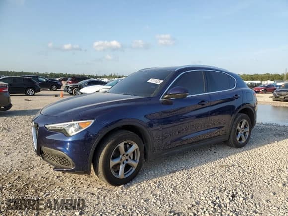 ✅ 2021 Alfa Romeo Stelvio • VIN: ZASPAKAN8M7D14758 • Лот: 51111625. Опубликован ранее на Copart с пробегом 64 236 миль. Бесплатный доступ к архиву аукционных продаж из США и подробный отчёт об истории автомобиля на DreamBid. Изображение 1.