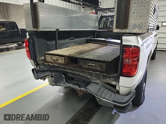 ✅ 2015 Chevrolet Silverado 2500HD Work Truck • VIN: 1GC2CUEG8FZ123188 • Лот: 43876615. Опубликован ранее на IAAI с пробегом 200 485 миль. Бесплатный доступ к архиву аукционных продаж из США и подробный отчёт об истории автомобиля на DreamBid. Изображение 11.