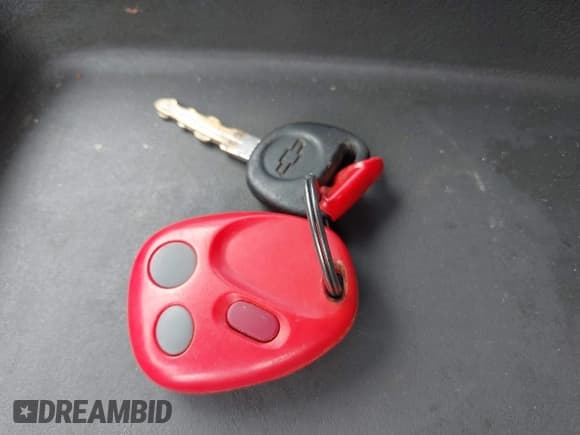 ✅ 2006 Chevrolet Silverado 2500HD LT2 • VIN: 1GCHK23D96F257428 • Лот: 42182345. Опубликован ранее на IAAI с пробегом 299 406 миль. Бесплатный доступ к архиву аукционных продаж из США и подробный отчёт об истории автомобиля на DreamBid. Изображение 11.