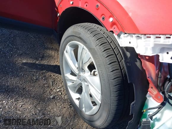 ✅ 2024 Buick Encore GX Preferred • VIN: KL4AMBSL3RB133696 • Lot: 43595583. Listed on IAAI with 15,921 mi. Free auction sales archive from the USA and detailed vehicle history report at DreamBid. Image 12.