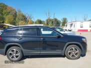 ✅ 2020 GMC Terrain SLT • VIN: 3GKALVEV9LL120596 • Lot: 43499481. Wystawiony na IAAI z przebiegiem 123 070 mil. Bezpłatny archiwum sprzedaży aukcyjnych z USA i szczegółowy raport historii pojazdu na DreamBid. Zdjęcie 13.