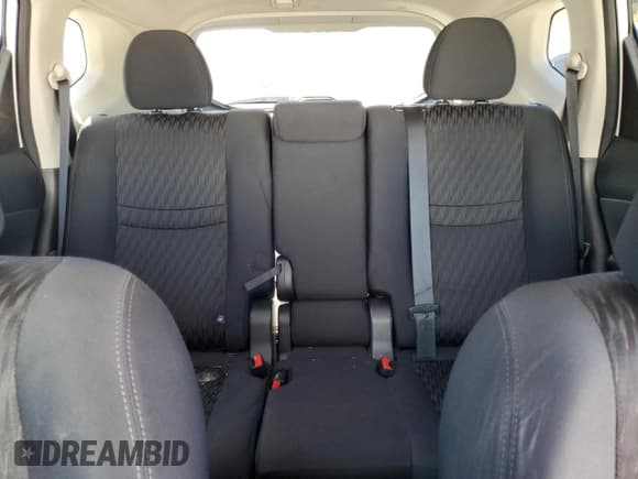 ✅ 2019 Nissan Rogue S • VIN: 5N1AT2MT2KC727908 • Lot: 87264795. Listed on Copart with 101,587 mi. Free auction sales archive from the USA and detailed vehicle history report at DreamBid. Image 10.