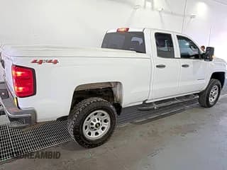 ✅ 2018 Chevrolet Silverado 2500HD Work Truck • VIN: 1GC2KUEG5JZ318581 • Lot: 42715741. Wystawiony na IAAI z przebiegiem 186 046 mil. Bezpłatny archiwum sprzedaży aukcyjnych z USA i szczegółowy raport historii pojazdu na DreamBid. Zdjęcie 1.