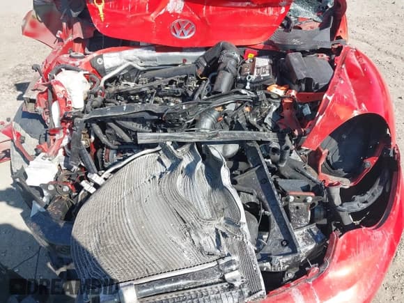 ✅ 2018 Volkswagen Beetle S • VIN: 3VWFD7AT7JM706409 • Лот: 43533851. Опубликован ранее на IAAI с пробегом Не указан. Бесплатный доступ к архиву аукционных продаж из США и подробный отчёт об истории автомобиля на DreamBid. Изображение 10.