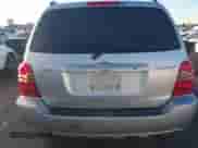 2002 Toyota Highlander с VIN JTEGD21A720041763, выставлен на аукционе IAAI как лот 41324491 с пробегом 126 905 миль миль и . История ставок и продаж доступна на DreamBid. Изображение 16.