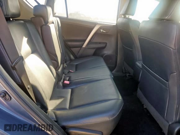 ✅ 2014 Toyota RAV4 Limited • VIN: 2T3YFREV5EW075130 • Лот: 93091495. Опубликован ранее на Copart с пробегом 286 683 миль. Бесплатный доступ к архиву аукционных продаж из США и подробный отчёт об истории автомобиля на DreamBid. Изображение 11.