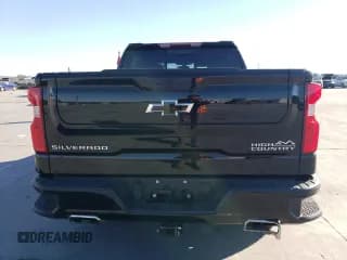 ✅ 2021 Chevrolet Silverado 1500 High Country • VIN: 3GCUYHELXMG427232 • Lot: 72707564. Wystawiony na Copart z przebiegiem Nie podano. Bezpłatny archiwum sprzedaży aukcyjnych z USA i szczegółowy raport historii pojazdu na DreamBid. Zdjęcie 6.