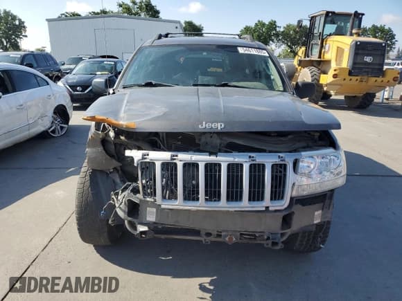 ✅ 2004 Jeep Grand Cherokee Laredo • VIN: 1J4GW48S04C269463 • Lot: 54611885. Listed on Copart with 155,675 mi. Free auction sales archive from the USA and detailed vehicle history report at DreamBid. Image 5.