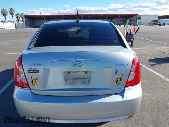 ✅ 2009 Hyundai Accent Auto GLS • VIN: KMHCN46C19U337978 • Лот: 41714844. Опубликован ранее на IAAI с пробегом 164 810 миль. Бесплатный доступ к архиву аукционных продаж из США и подробный отчёт об истории автомобиля на DreamBid. Изображение 17.