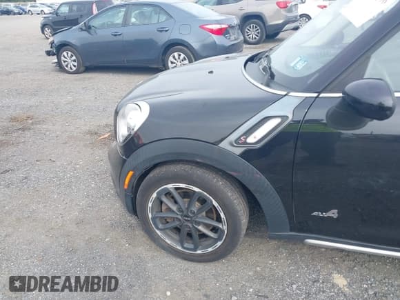 ✅ 2016 MINI Countryman S • VIN: WMWZC5C51GWU00947 • Lot: 43260196. Listed on IAAI with 163,879 mi. Free auction sales archive from the USA and detailed vehicle history report at DreamBid. Image 6.