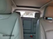 ✅ 2019 Cadillac XT4 FWD Luxury • VIN: 1GYAZAR4XKF102986 • Lot: 93898505. Wystawiony na Copart z przebiegiem 84 267 mil. Bezpłatny archiwum sprzedaży aukcyjnych z USA i szczegółowy raport historii pojazdu na DreamBid. Zdjęcie 10.